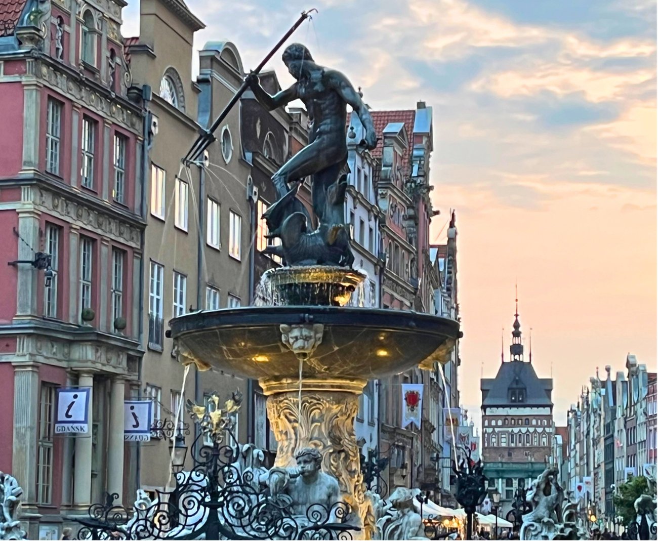 Langer Markt mit Neptunbrunnen in Gdańsk